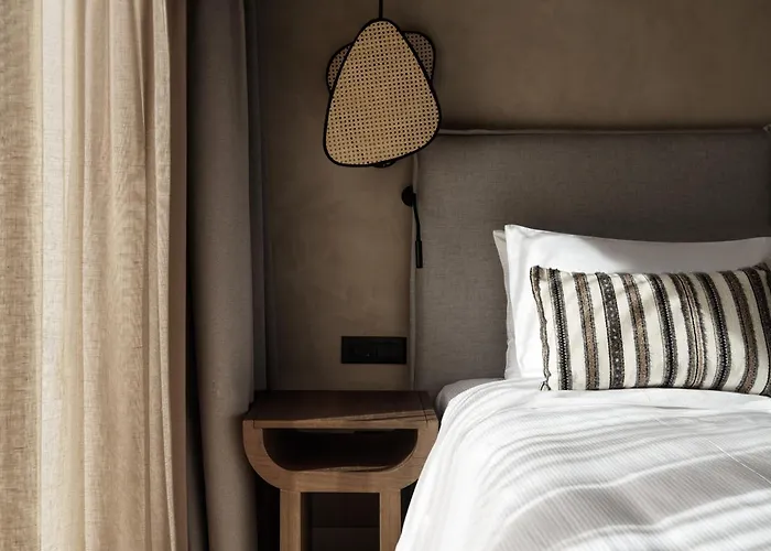 منتجع Aulus Lindos Rhodes, Resort, Curio Collection By Hilton لاردوس